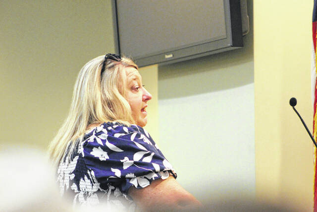 130649738_web1_IMG_5498
Cyndi Mesimer, finance officer for Sampson County Schools, talks to members of the county Board of Education Tuesday night about the staff supplement changes.