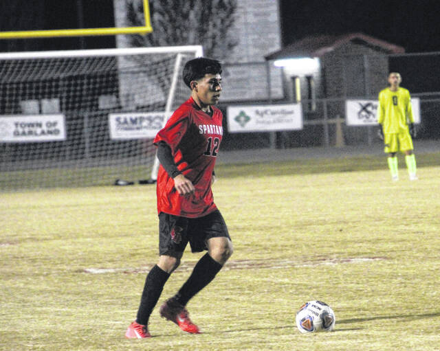Unions Noe Discua preps himself for a free kick.