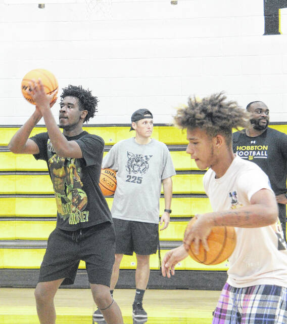 Sophomore Richard Simpson, left, and freshman Idarius Eason are going to be key elements for the teams success this year, noted head coach Aydan Tart.