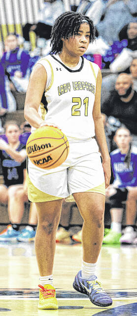 Trinity Bell of Lakewood reading the court as she sets up the offense.