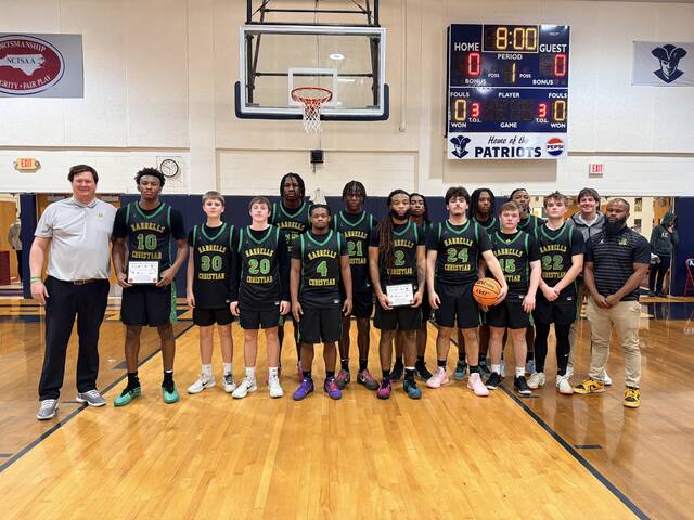 Harrells Crusaders defeated The Burlington School Spartans during Saturdays contest to advanc to the semifinals of the state NCISAA.