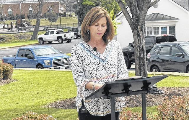 Roseboro Mayor Alice Butler giving an empowering message to those in attendance at the Sampson Womens Day Celebration.
Trevon McGlone| Sampson Independent