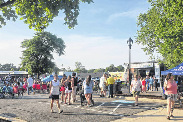 Sunny skies and warm temperatures, combined with a gathering of hundreds of area beach music lovers and the Band of Oz, made for the perfect kickoff Thursday to the 2026 Alive After 5 series in downtown Clinton. Residents brought their lawn chairs and dancing shoes to the event, while sponsors and their guests mingled at the City Market, enjoying the music and the fellowship. The AA5 series continues through Oct. 9, when Liquid Pleasure will close out the season. Next up, on June 18, will be Soul Psychedelique; Aug. 13, Bounce Party Band and Sept. 10 Spare Change.