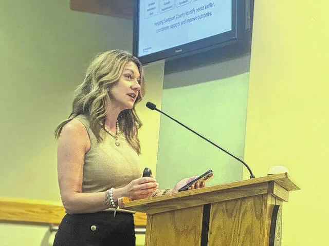 Liz Crayton, a Panorma Education representative, presents an overview of the educational platform to the county Board of Education during a meeting last week.