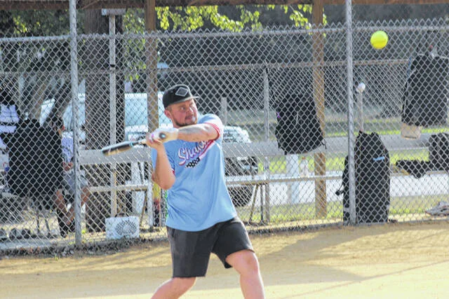 Bat and Boujees Payton Hope gets ready to make a hit in the bottom of the first inning.
Trevon McGlone | Sampson Independent