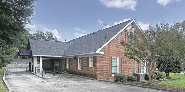 KS Bank will be entering the old Truist building, located at 201 E. Roseboro St., Roseboro. Chip Crumpler purchased the building in 2024 and has been holding it in hopes of finding a bank willing to return to Roseboro after almost four years without a financial institution in town.
Claire Fox | Sampson Independent