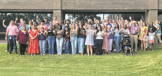 Pictured are all donors, scholars, foundation, and college representatives who attended the annual Scholar Donor Picnic, which was hosted at SCCs Warren Student Center Wednesday.
Photos by Claire Fox | Sampson Independent
