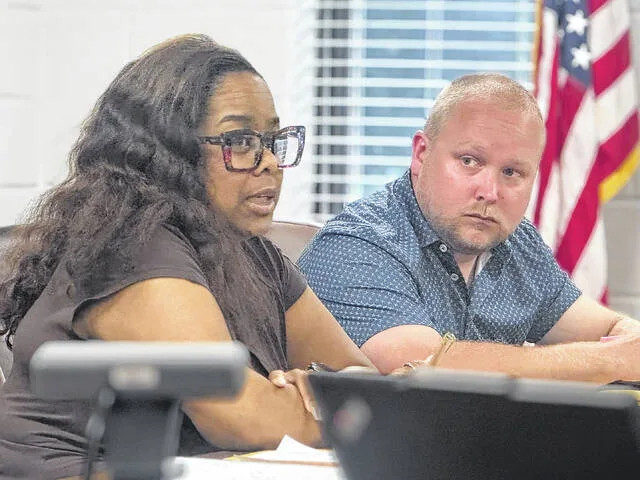 A special event is approved by the commissioners unanimously Monday evening to take place on Saturday, Oct. 10. An application was filled out by Garland resident Barbara Peterson for a plate sale and benefit event for a family member of hers with cancer. Commissioner Shavonia West made a motion for the special event and is seconded by Commissioner Austin Brown.
Dylan Atwood | Sampson Independent